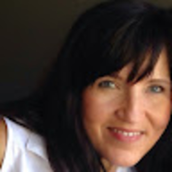 Meet your Posher, Sheila - Picture 1 of 1